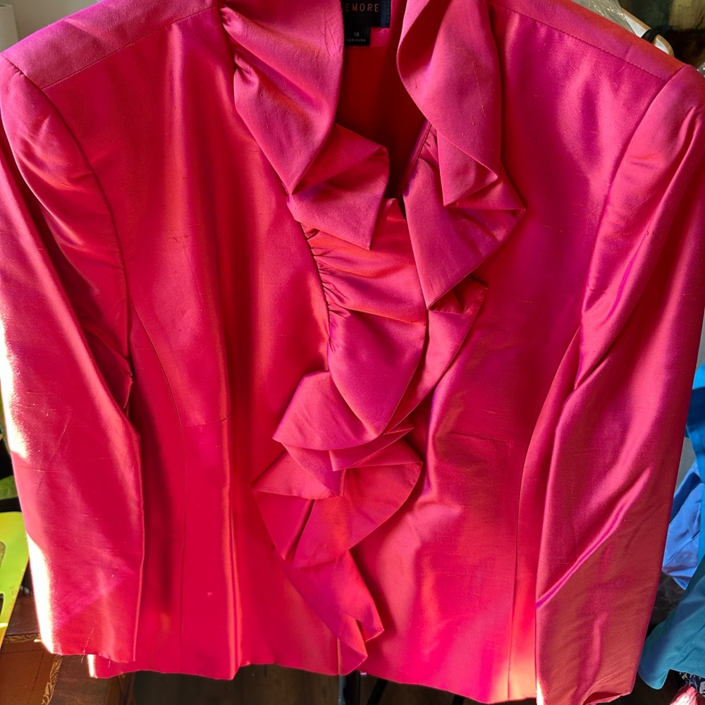 Designer Nina McLemore jacket. Color alpine poppy. Size 18, new with tags.